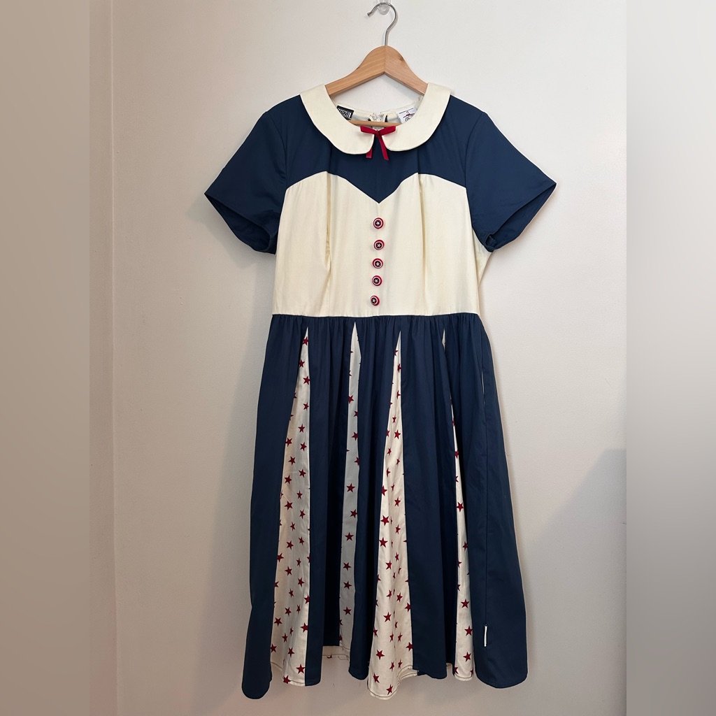 Her Universe The Dress Shop Marvel Captain America Xl Disneyland Dapper Day